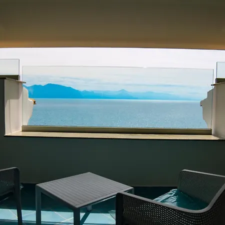 Apartment Di Mauro Scario