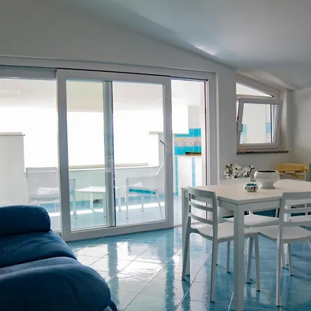 Di Mauro Apartment Scario